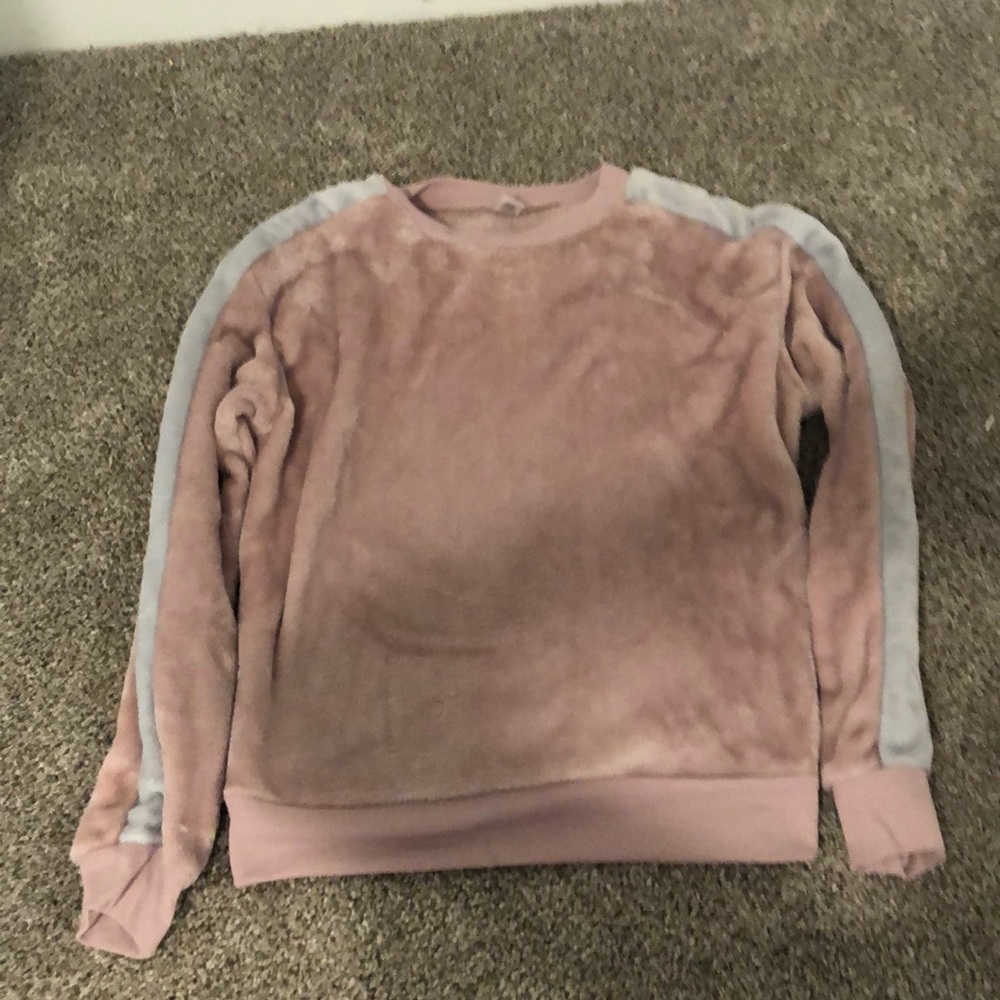 A very nice sweater like shirt